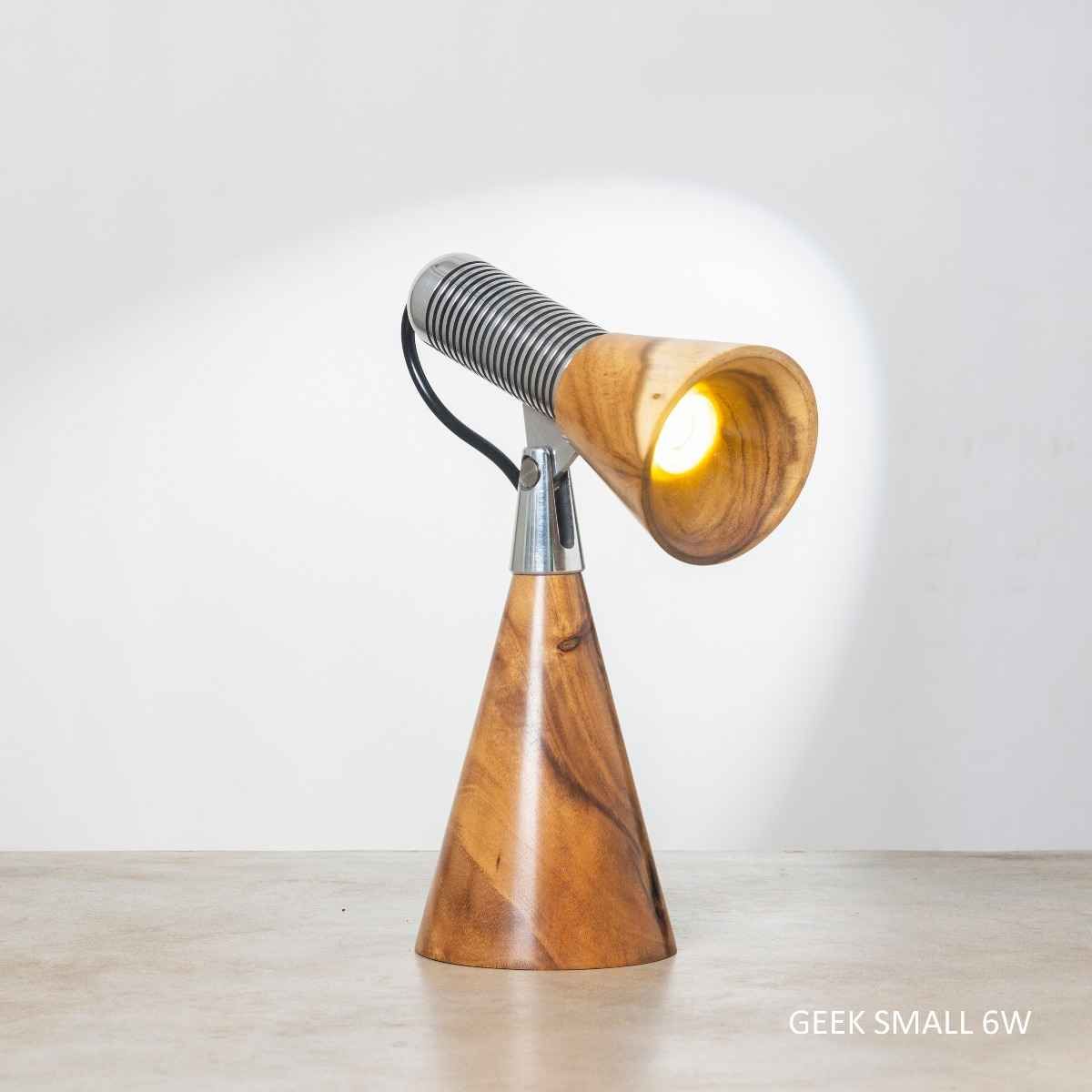Geek S 6W Table Lamp